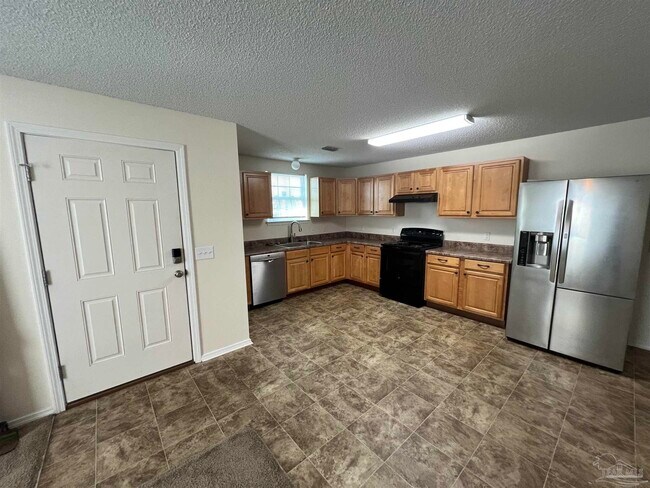 Building Photo - 8921 Camshire Cir