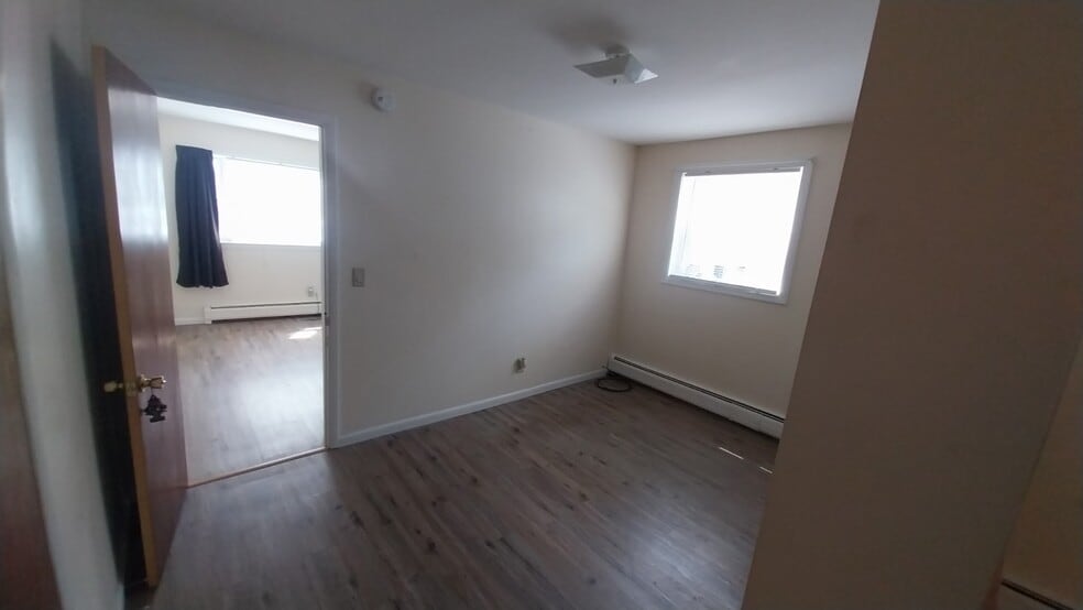 Building Photo - 29 S Main St