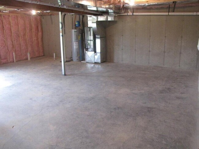 Building Photo - 203 Winnbrook St