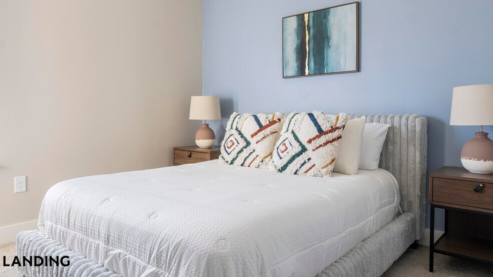 Building Photo - 1000 Forestview Dr