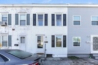 Building Photo - 551 Summit St