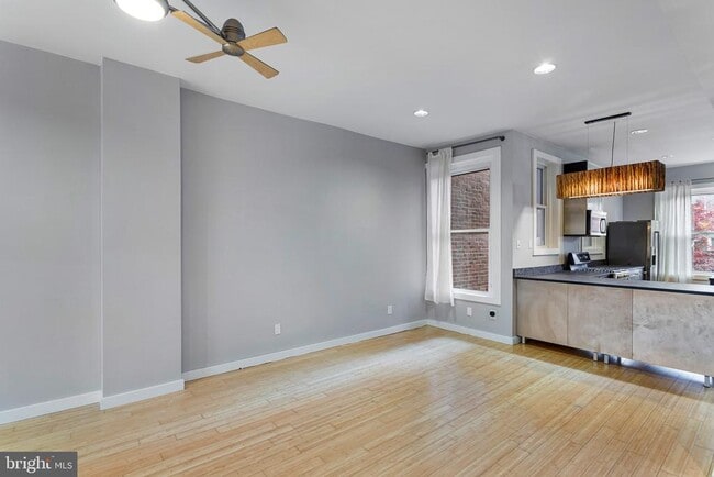 Building Photo - 1311 East Capitol St SE