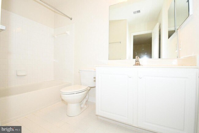 Building Photo - 13955 Lullaby Rd