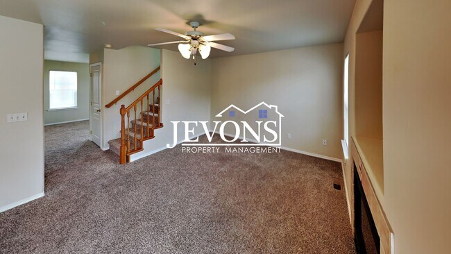 Building Photo - Enjoy this beautiful West Valley home with...