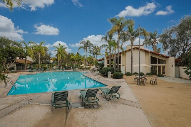 Building Photo - 4 Bedrooms and 2.5 baths!  Modern upgrades and a coastal community!