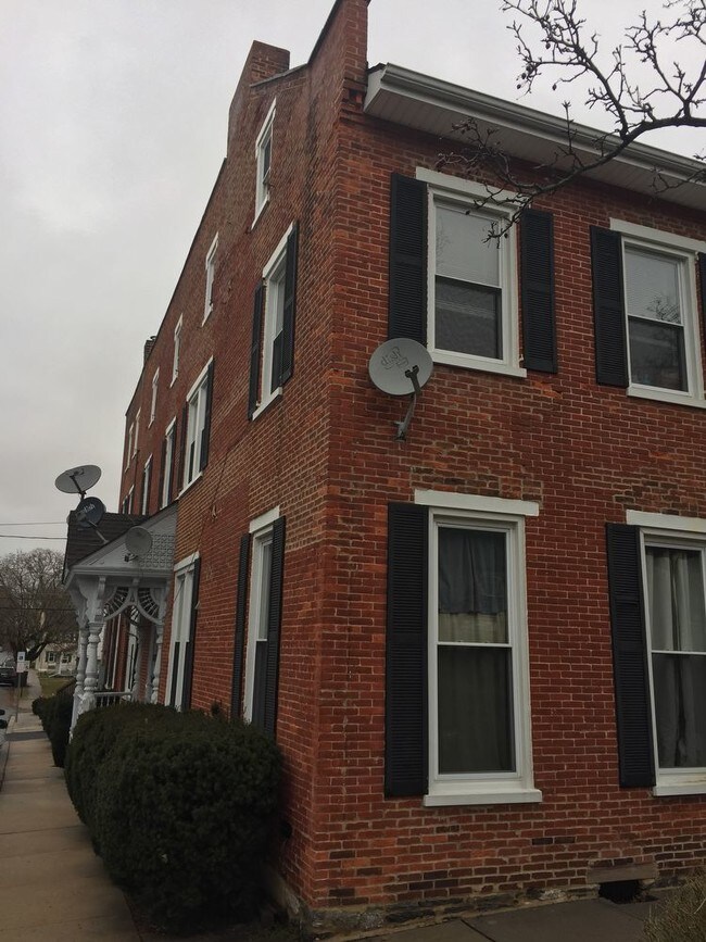 1BR Apartment on 1st floor in Mount Joy 3 N High St Mount Joy PA