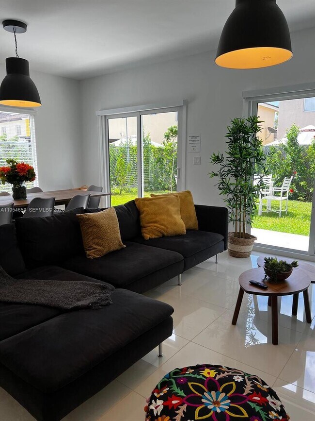 Building Photo - 13660 SW 260th St