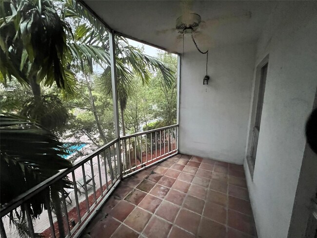 Building Photo - 1201 SE 2nd Ct