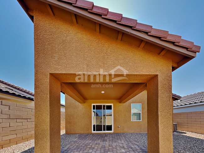 Building Photo - 498 Silverbell Fls Pl