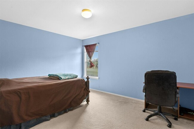 Building Photo - 203 Pheasant Trail