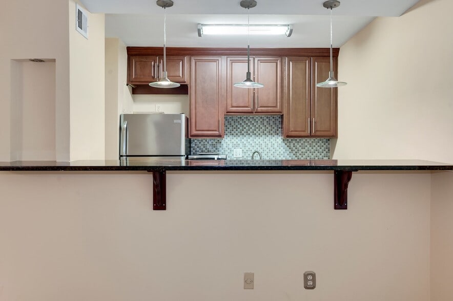 Building Photo - 4301 Massachusetts Ave NW