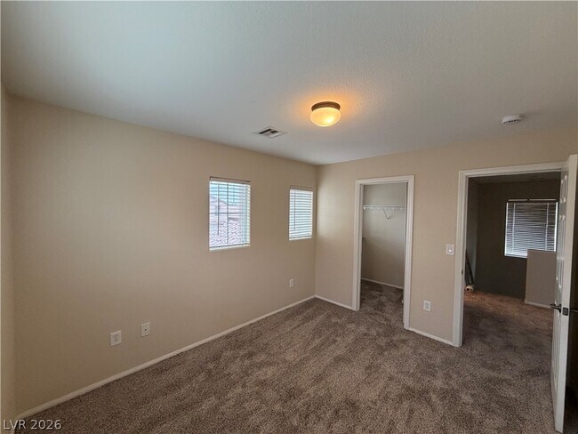 Building Photo - 2324 Cockatoo Dr