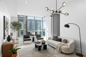 Building Photo - 501 West Ave