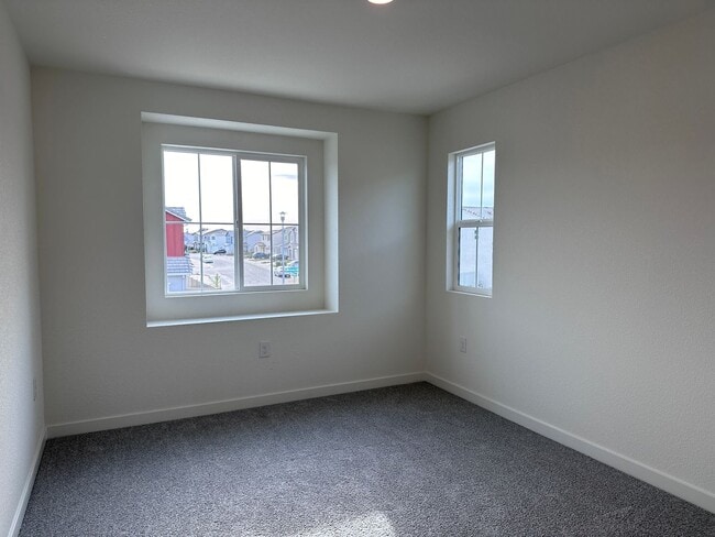 Building Photo - 8935 Osterville Wy