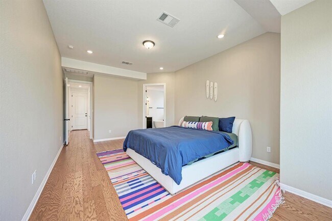 Building Photo - 156 Verdejo Dr