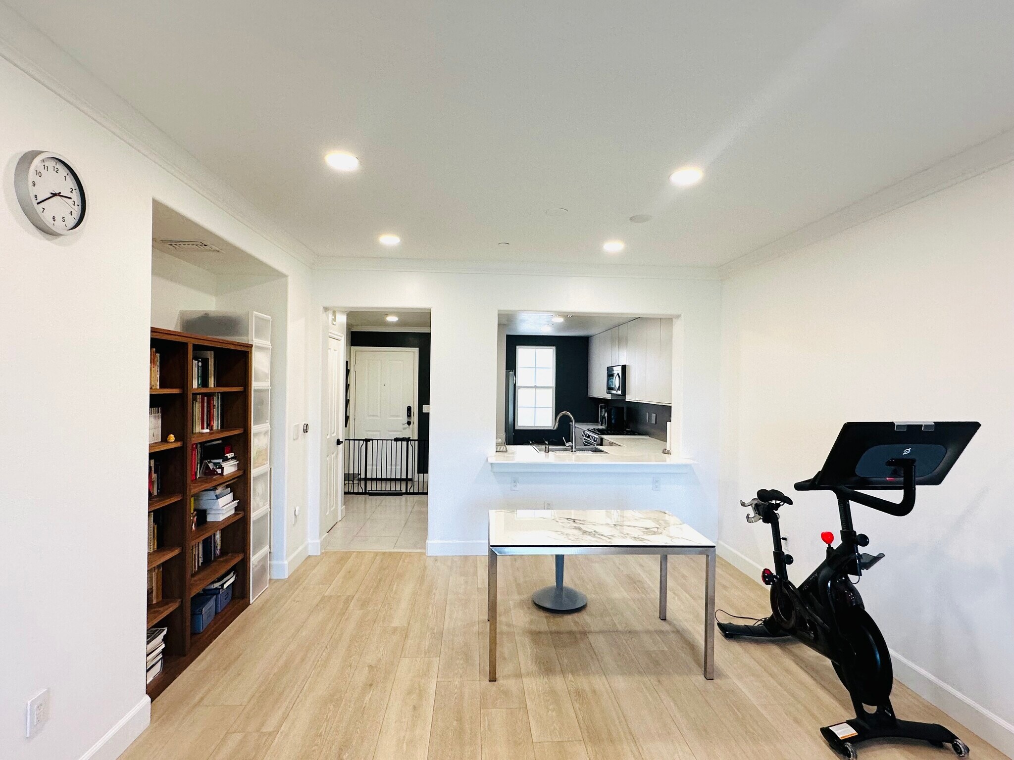 Building Photo - 12975 Agustin Pl