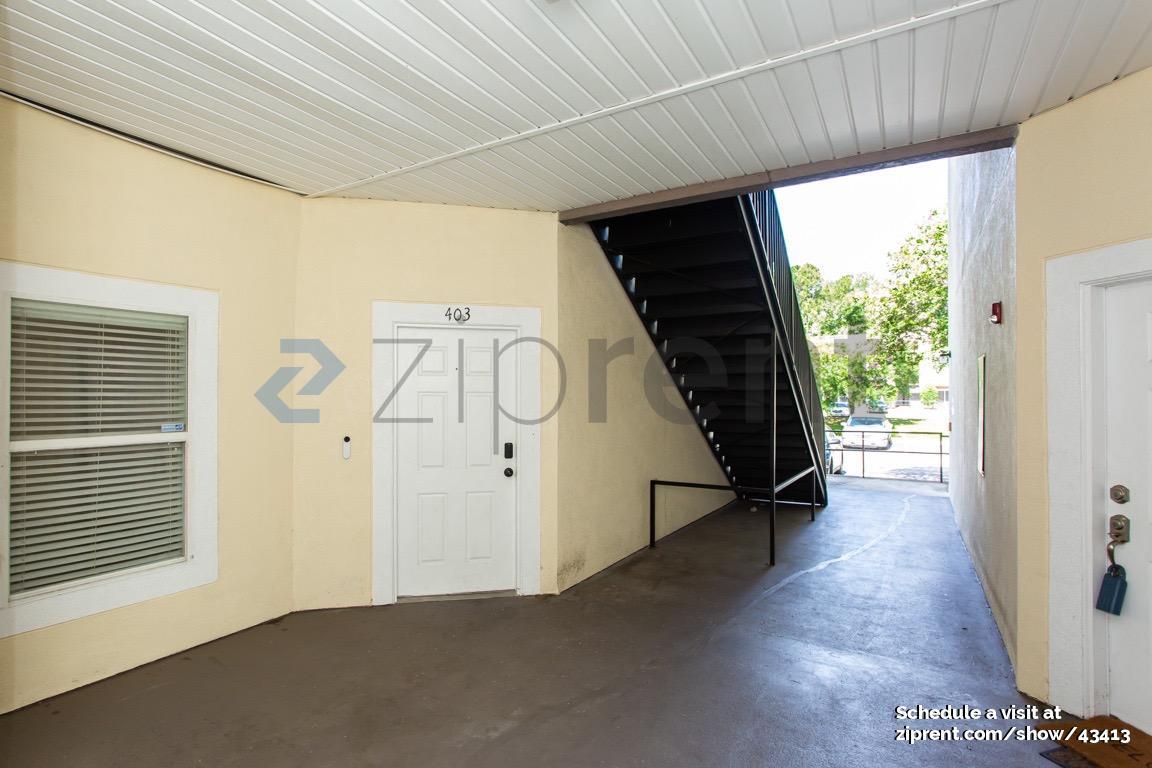 Building Photo - 7920 Merrill Rd