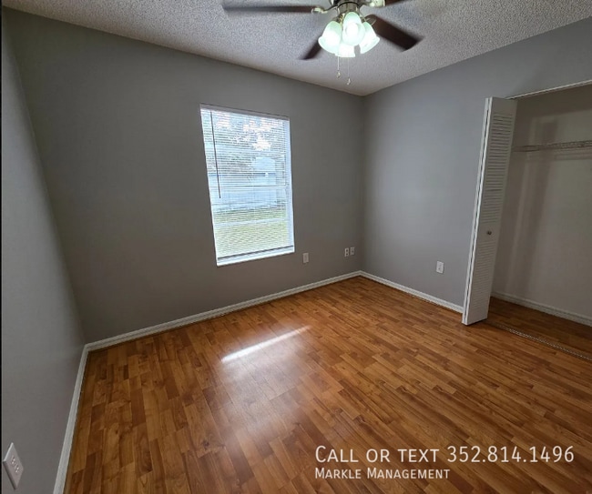 Building Photo - 2703 Lorraine Dr