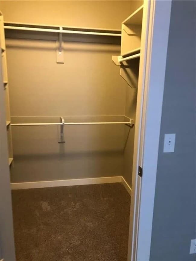 Building Photo - Beautiful Condo At Great Location!!!