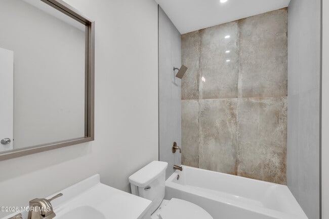 Building Photo - 31 W Front St