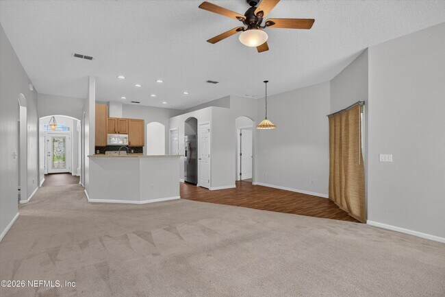 Building Photo - 2480 Ridge Will Dr