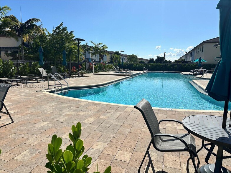 Building Photo - 25137 SW 108th Ave