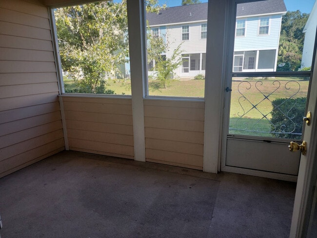 Building Photo - 1 Old Courthouse Way