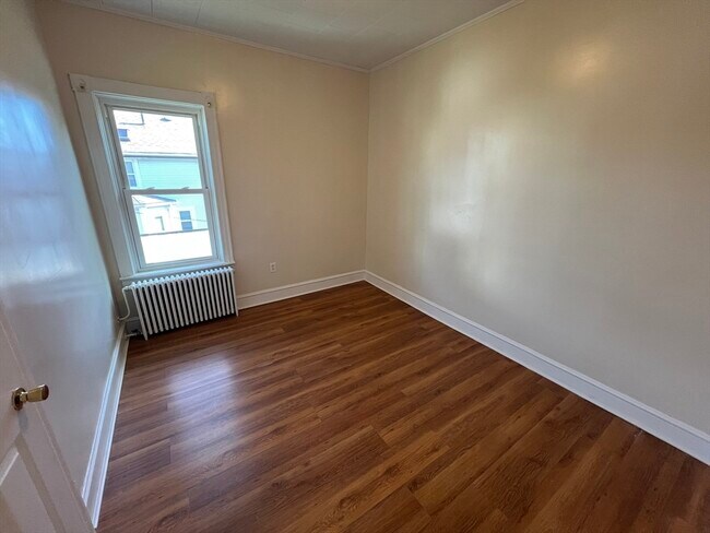 Building Photo - 109 Walker St