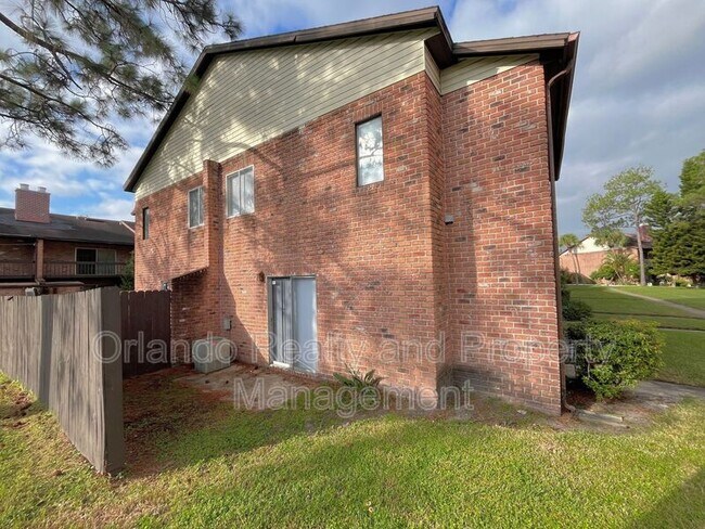 Building Photo - 5151 Picadilly Circus Ct