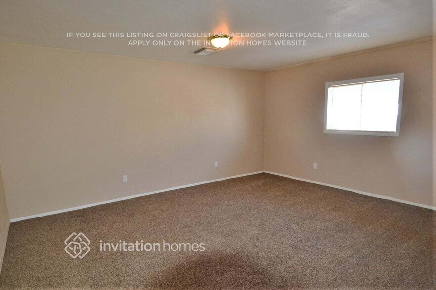 Building Photo - 3910 W Loma Ln