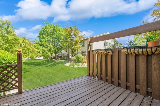 Building Photo - 1020 Arbor Ct