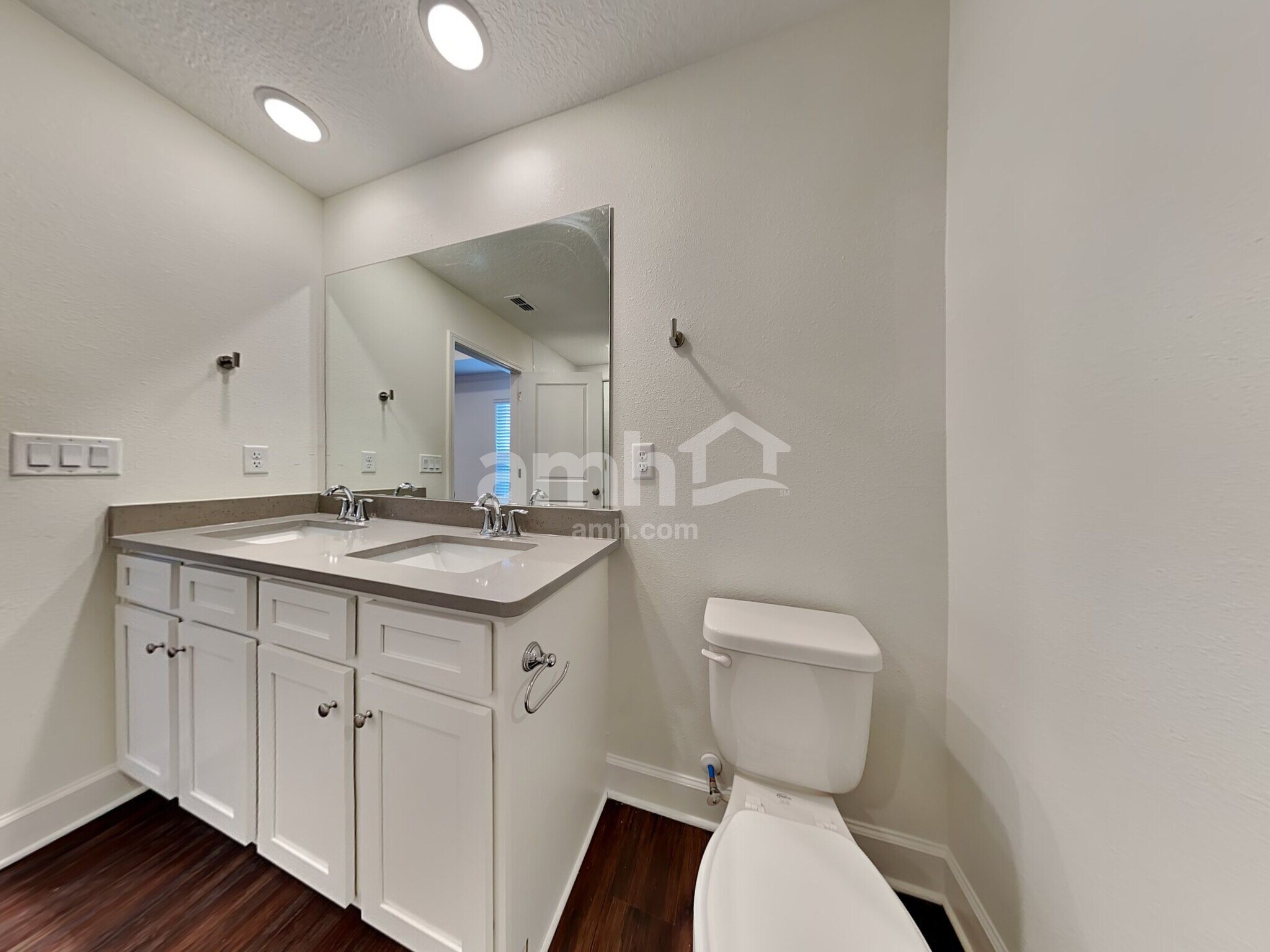 Building Photo - 10717 Coleman Rd