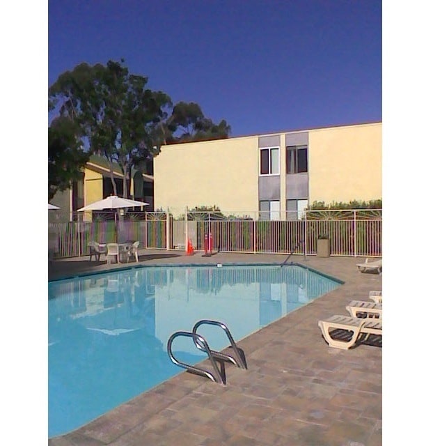 Building Photo - 3454 Castle Glen Dr