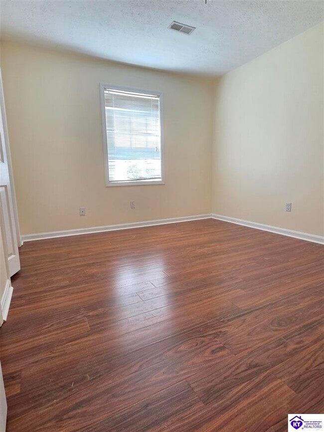 Building Photo - 140 Byerly Blvd