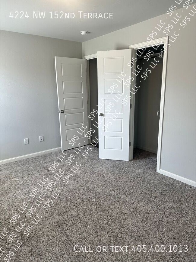 Building Photo - 4224 NW 152nd Terrace