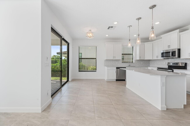 Building Photo - 3270 Dunning Dr