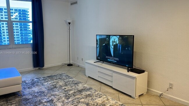 Building Photo - 2501 S Ocean Dr