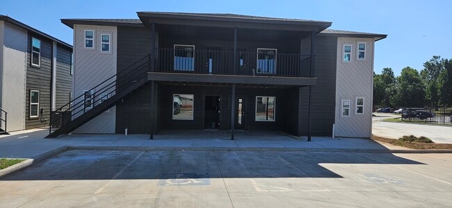 Building Photo - 2341 N Thompkins Ave