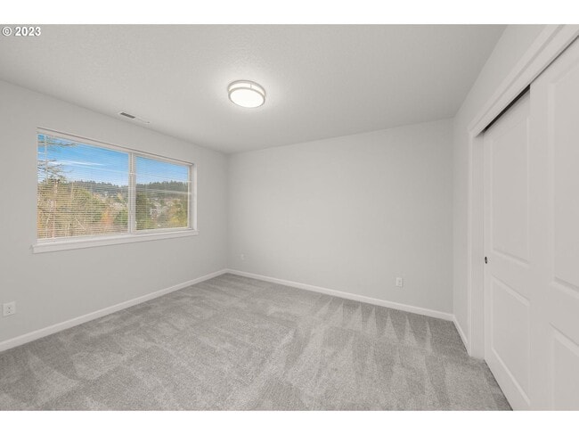 Building Photo - 10977 SE 129th Ave