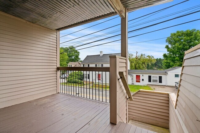 Building Photo - 35 Merrimac St