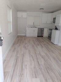 Building Photo - 2119 Mara Ct