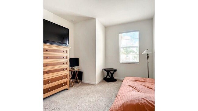 Building Photo - 2728 Blossom Wy