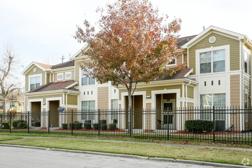 Fulton Village Houston Tx Apartment Finder