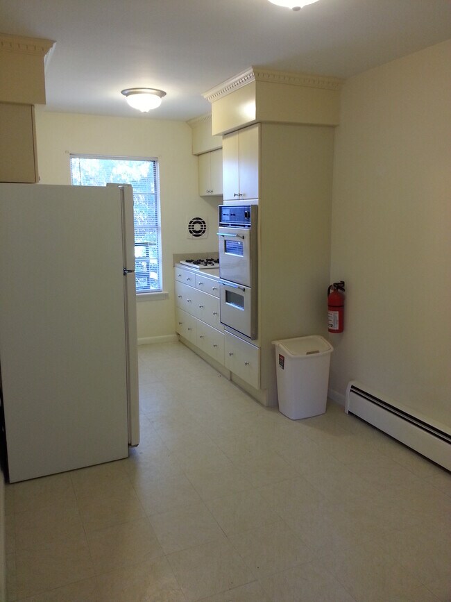 10 McKinley Ave 10 McKinley Ave Dumont NJ 07628 Apartment Finder