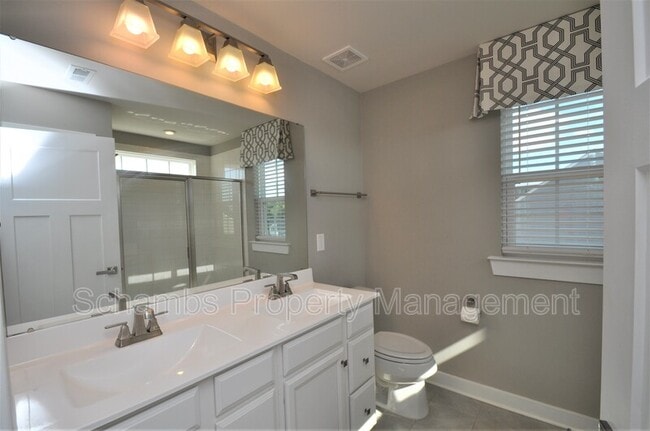 Building Photo - 200 Misty Pike Dr