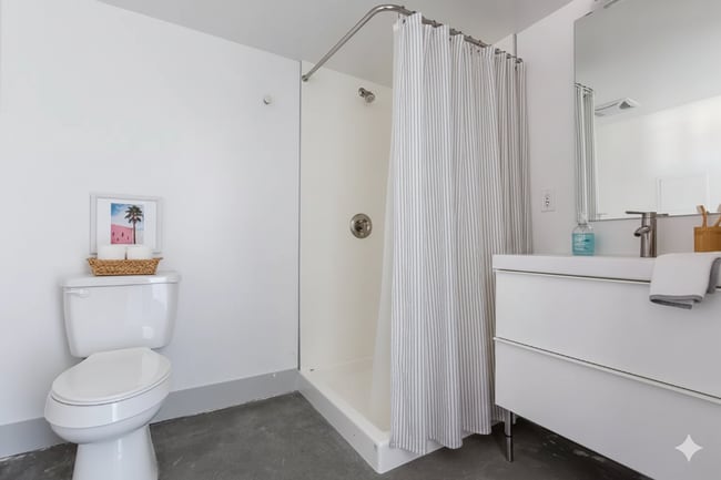 Interior Photo - Eitol Towers