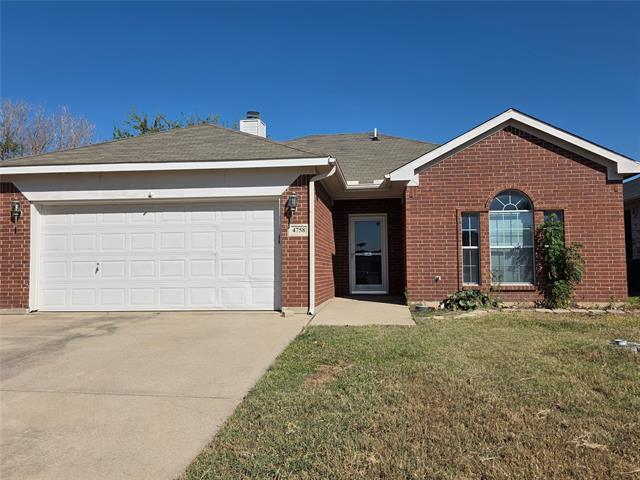 Building Photo - 4758 Marina Del Rd