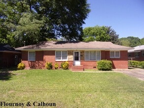 Building Photo - 2885 Ramsey Rd