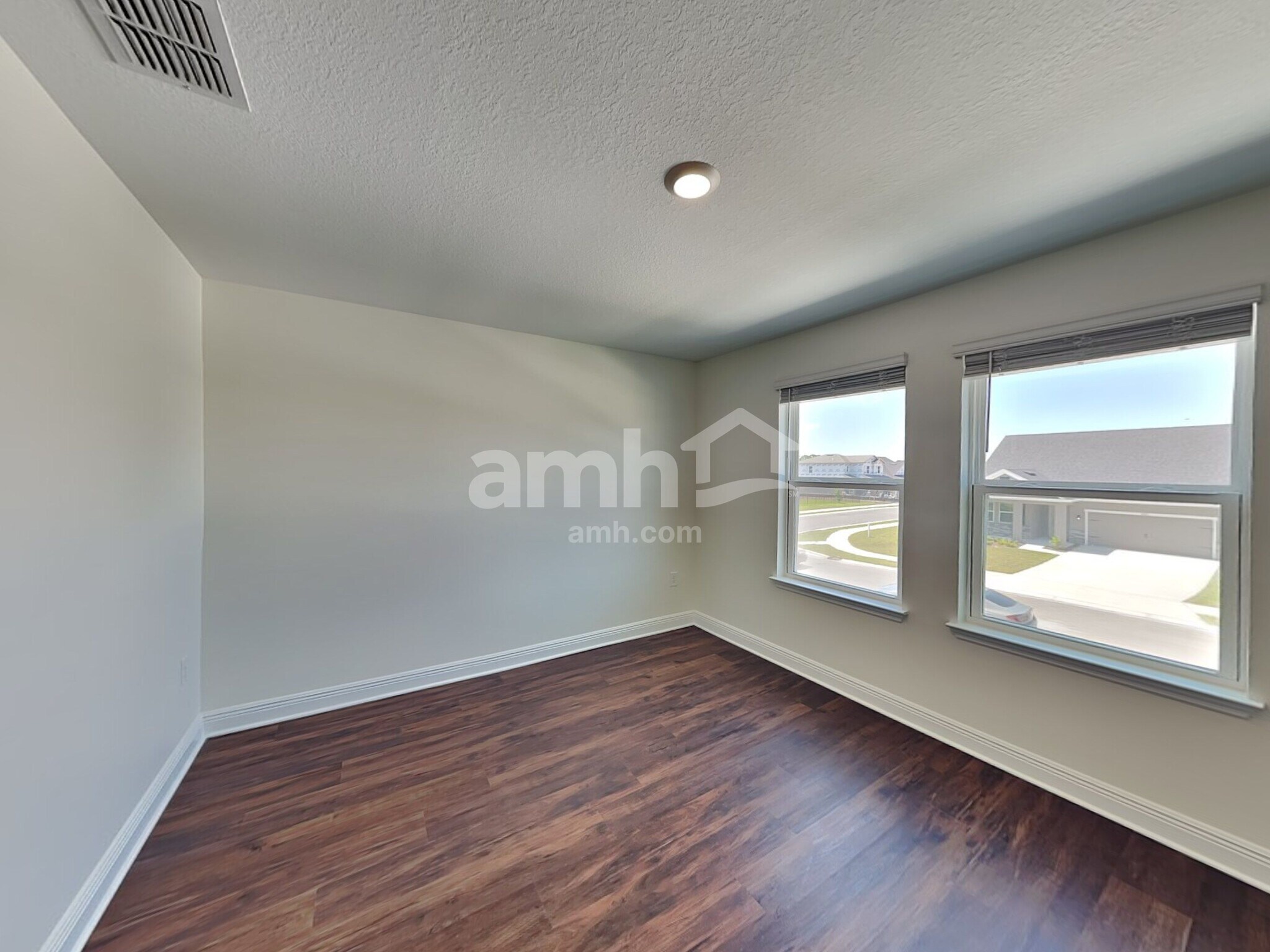 Building Photo - 14608 Cedar Ml Dr