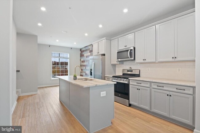 Building Photo - 9288 Kos Ln